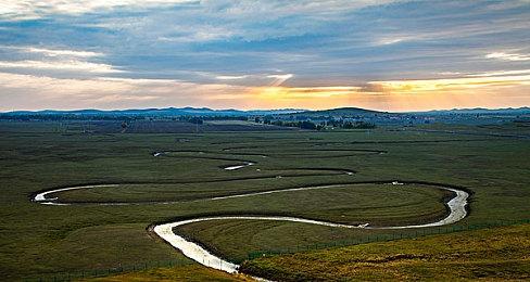 建设飞行都市 《梦幻引擎：游牧城市》7月14日发售